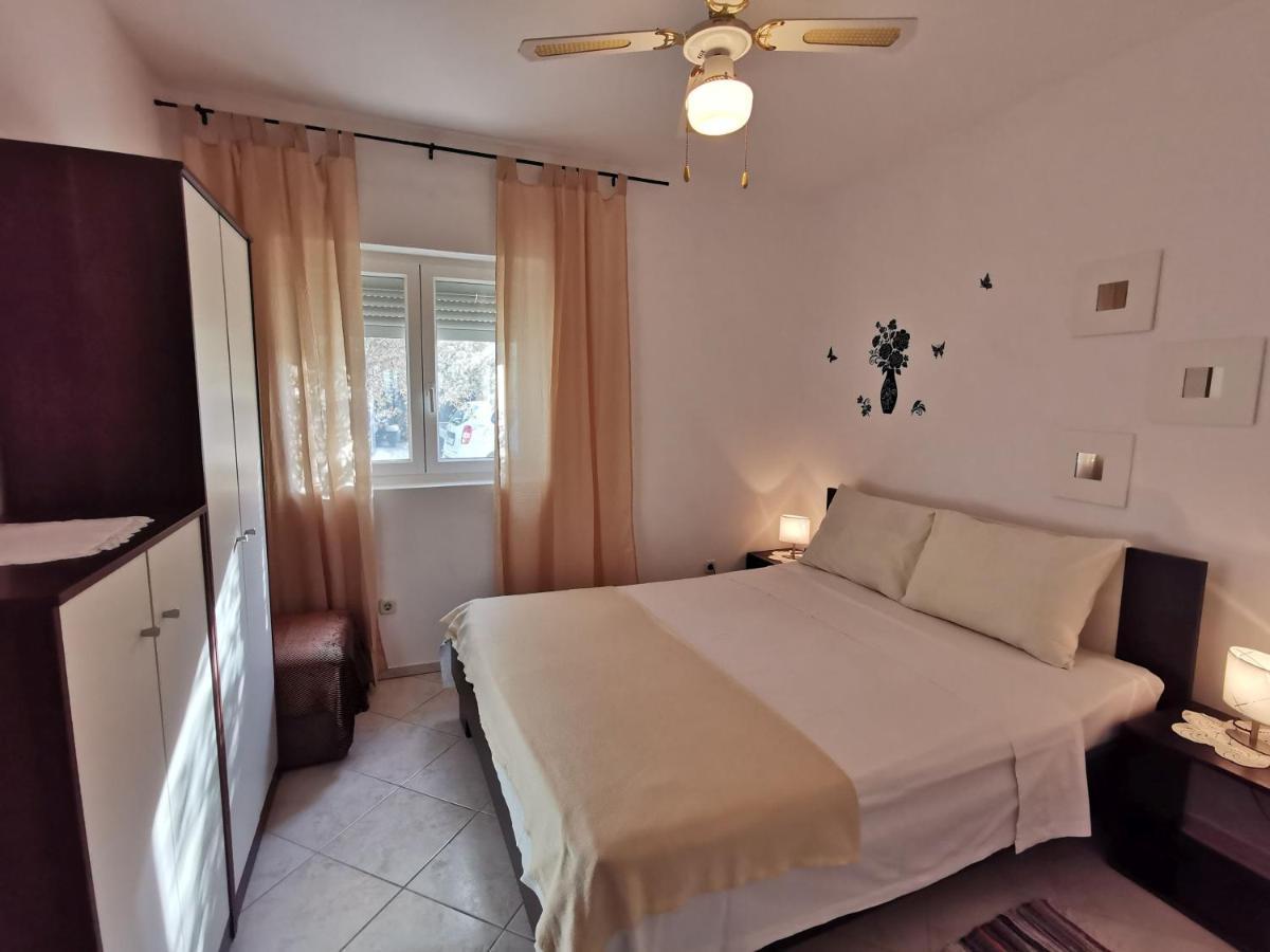 Apartments With A Swimming Pool Punat, Krk - 5378 Exterior foto